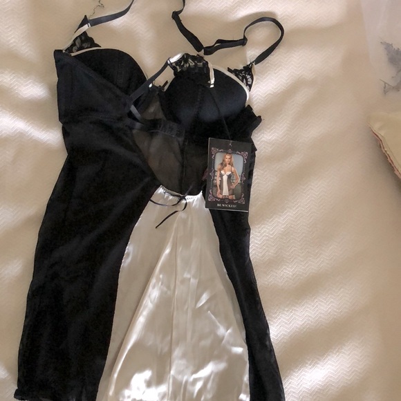 Be Wicked! I piece satin and mesh cami. - Picture 4 of 11